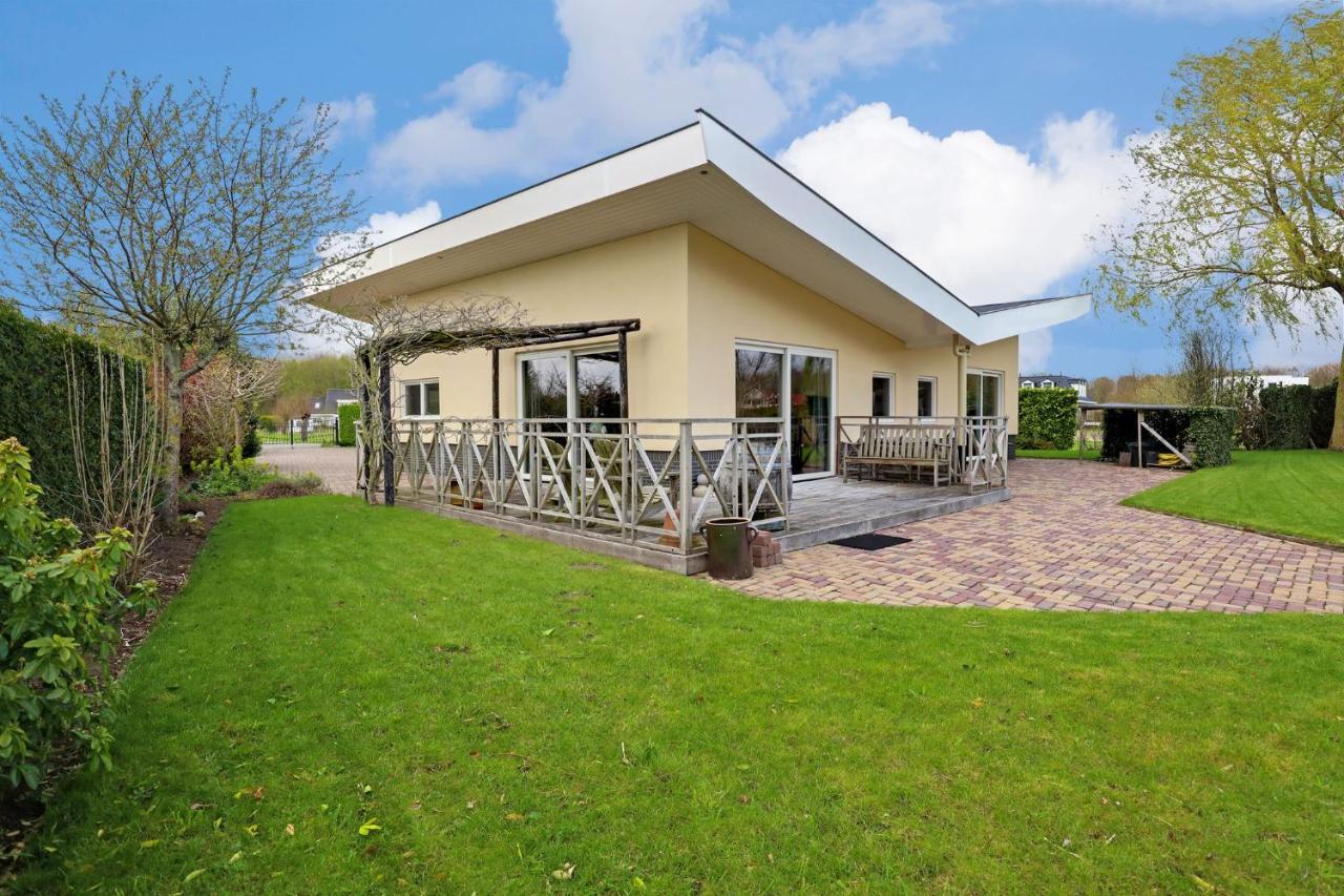 Spacious Comfort Villa Vera With Hottub Zeewolde Exterior photo
